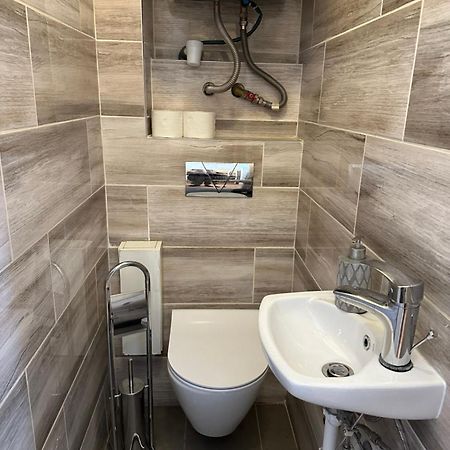 Apartmán Jacuzzi And Privacy With 2 Balconies And Free Garage Budapešť Exteriér fotografie